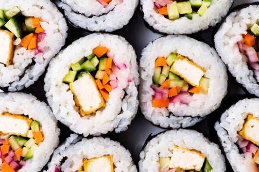 Наслаждайтесь веганским японским угощением - Vegan Katsu Curry и Sushi Rolls Tofu