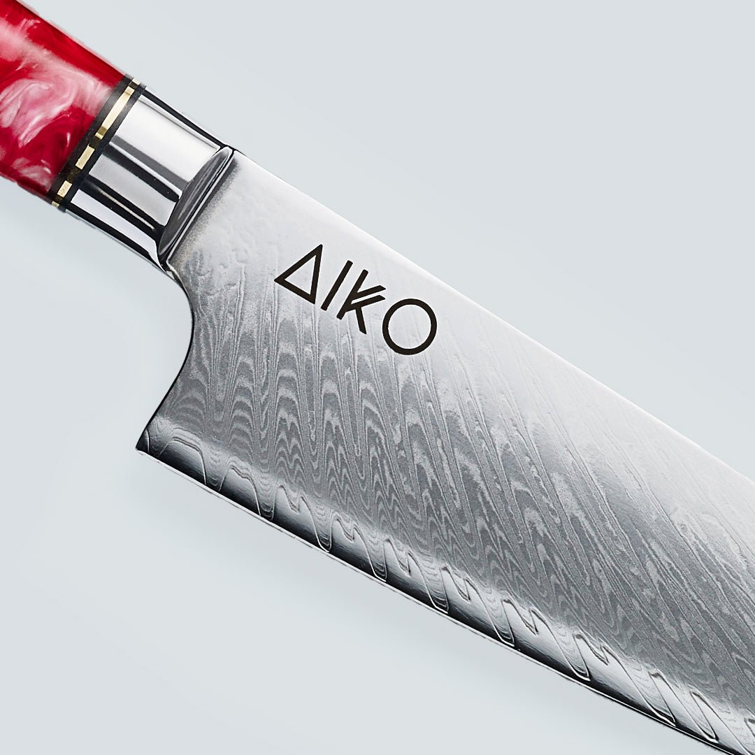 Aiko red (あいこ, アイコ) стальной нож Damascus с цветной ручкой из красной смолы