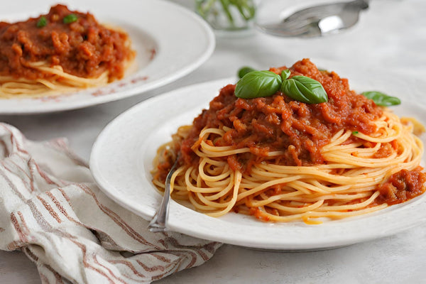 Hearty Spaghetti Bolognese with Homemade Tomato Sauce
